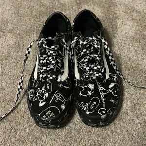 Peanuts release vans